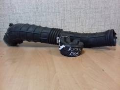 Патрубок воздухозаборника. Honda Odyssey, RA6