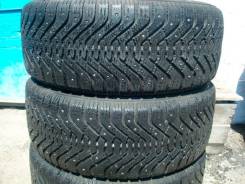 Goodyear UltraGrip 500. Зимние, шипованные, износ: 30%, 2 шт