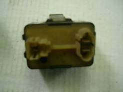 Реле накала. Toyota: Lite Ace, Crown, Toyoace, Hiace, Master Ace Surf, Town Ace, Model-F, Dyna, Coaster Двигатели: 2C, 1C, 2CT, L, 2J, 2L, 3L, 2LT, B...