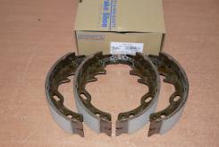 Колодка тормозная. Nissan Condor Nissan Atlas, H4F23, H2F23, M2F23, R4F23, R2F23, J2F23, P4F23, M4F23, P2F23, K2F23, K4F23, N4F23, N2F23 Nissan Cabsta...