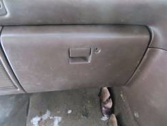 Бардачок. Toyota Celica, ST183, ST184, ST185, AT180, ST182 Toyota Corona Exiv, ST183, ST181, ST182, ST180 Toyota Carina ED, ST183, ST182, ST181, ST180...