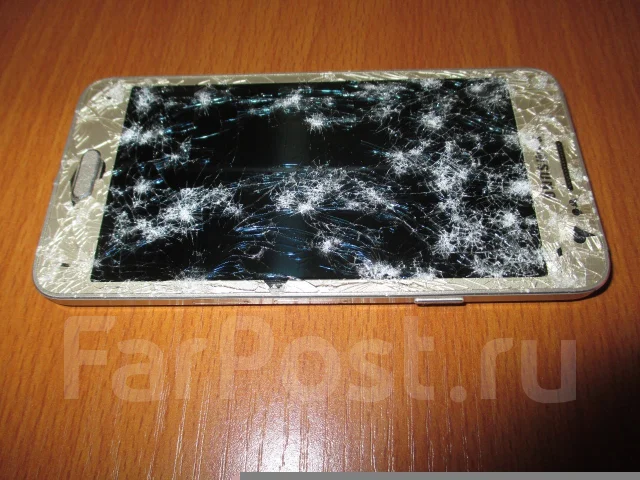 Samsung Galaxy A3. �/� ����