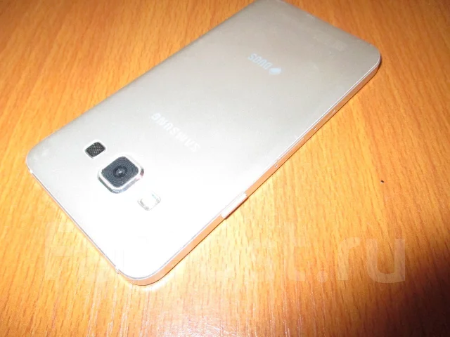 Samsung Galaxy A3. �/� ����