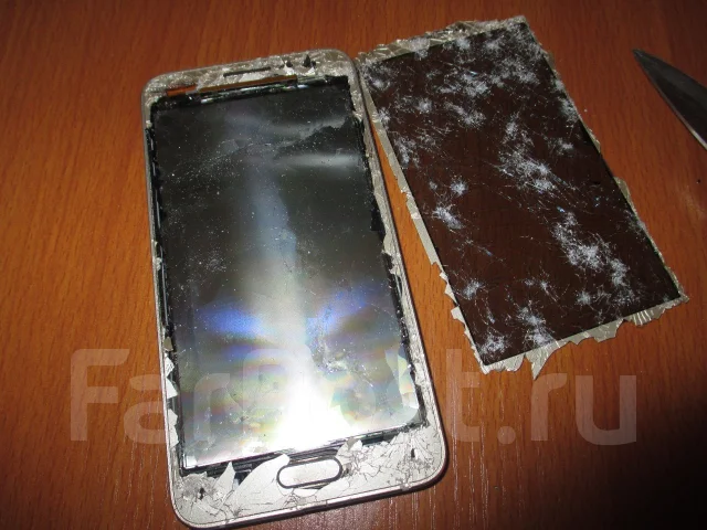 Samsung Galaxy A3. �/� ����