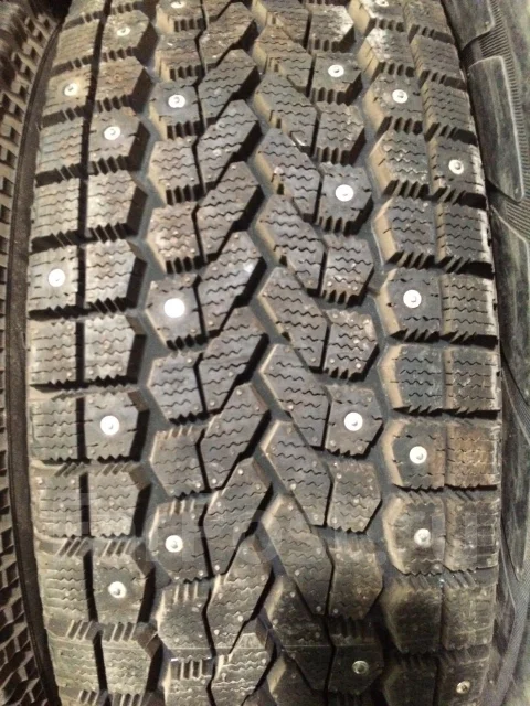 Yokohama Guardex F700S. ������, ����������, 2012 ���, �����. ��� ����� �� ������ ����