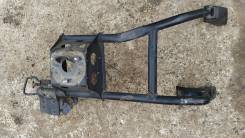 Балка под запаску. Toyota Hilux Surf, RZN185, KDN185W, VZN185, RZN185W, VZN185W, KZN185, KZN185G, KZN185W, KDN185