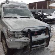 Капот. Mitsubishi Pajero