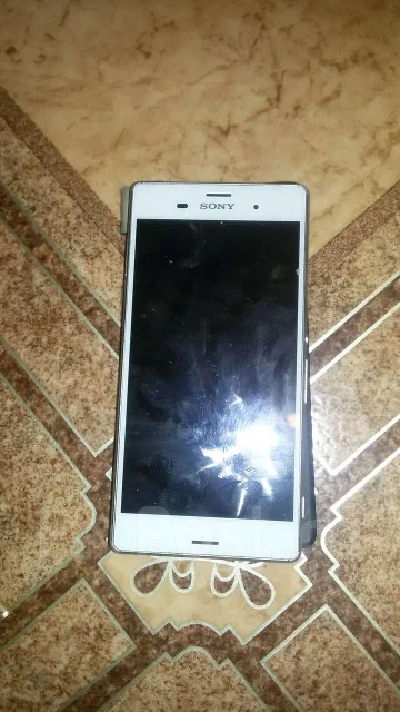 Sony Xperia Z3. �/� ����