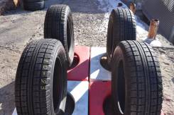 Toyo Winter Tranpath MK4. Всесезонные, 2015 год, износ: 5%, 4 шт