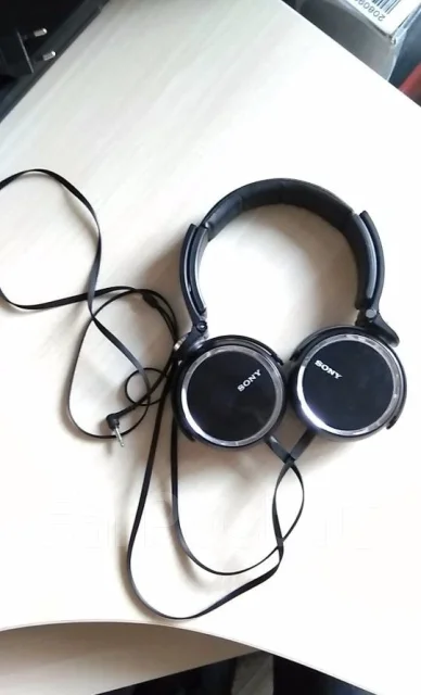 Sony MDR-XB600 ����