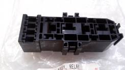 Блок реле. Lexus LS460L, USF45, USF46, USF40, USF41 Lexus LS460, USF45, USF46, USF41, USF40 Двигатели: 1URFE, 1URFSE