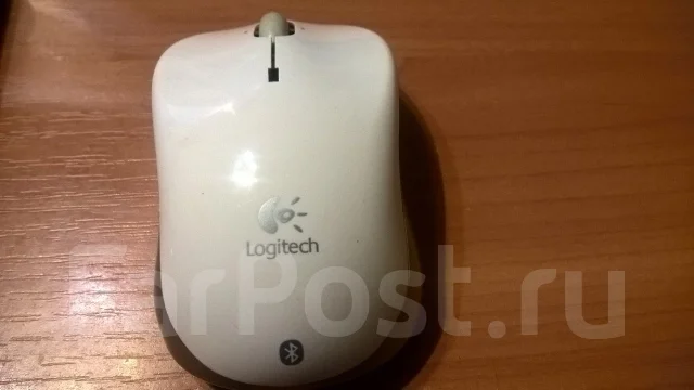 Compaq Mini. 10.1", 1,7����, ��� 2048 ��, ���� 120���, WiFi: 1, Bluetooth: 1, ����������� �� 3��. ����
