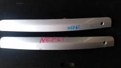 Накладка на дверь багажника. Toyota ist, NCP65, NCP61, NCP60 Двигатели: 1NZFE, 2NZFE