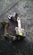 Датчик высоты дорожного просвета. Toyota Avensis, AZT251L, AZT250, AZT250W, AZT251, AZT251W, AZT250L Двигатель 2AZFSE