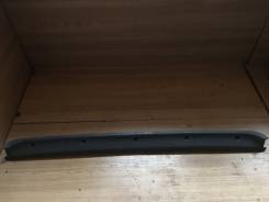Накладка багажника. Toyota Granvia, VCH16, KCH10, KCH16, RCH11, VCH10 Toyota Grand Hiace, RCH11, KCH10, VCH16, KCH16, VCH10