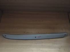 Накладка на дверь багажника. Toyota Granvia, VCH10W, KCH16W, VCH16, KCH10, RCH11W, VCH16W, KCH10W, KCH16, RCH11, VCH10