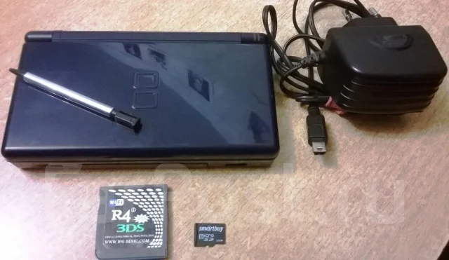 Nintendo DS Lite ����