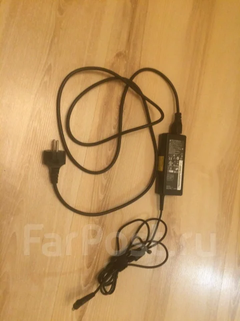 Acer Aspire V3-551. 15.6", WiFi: 1, Bluetooth: 1 ����