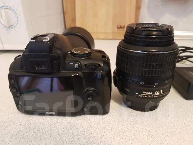 Nikon D3000. 10 - 14.9 ��, ���: 14� � ����� ����