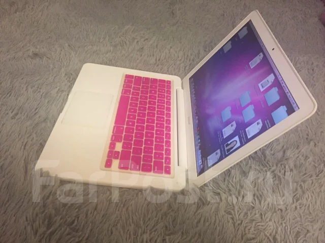 Apple MacBook 13 2009 Late MC207. 15.6", 2,8����, ��� 2048 ��, ���� 1 000���, WiFi: 1, Bluetooth: 1, ����������� �� 6��. ����