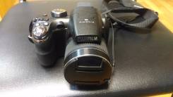 Fujifilm FinePix S4000. 10 - 14.9 Мп, зум: 14х и более