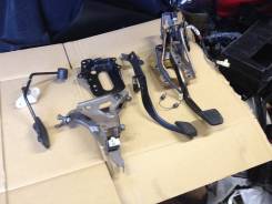 Педаль. Toyota Allex, ZZE123 Toyota Corolla Runx, ZZE123 Двигатель 2ZZGE