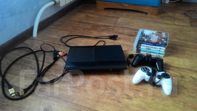 Sony PlayStation 3 Super Slim ����