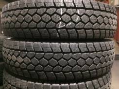 Toyo M917. Зимние, без шипов, износ: 5%, 2 шт