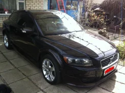 Volvo C30 ����
