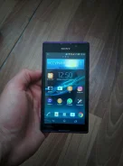 Sony Xperia C. �/�