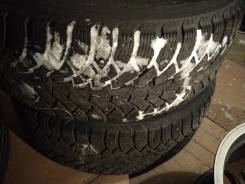 Nokian Hakkapeliitta. Зимние, шипованные, 2010 год, износ: 50%, 2 шт