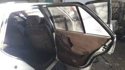 Обшивка двери. Toyota Crown, GS131, GS131H Двигатель 1GGZE