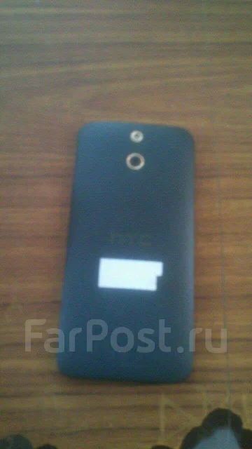 HTC One E8. �/� ����