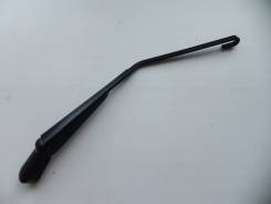 Держатель щетки стеклоочистителя. Toyota Land Cruiser, FZJ80, HDJ80, HDJ81, HZJ80, HZJ81 Двигатели: 1HZ, 1HDT, 1FZFE, 1HDFT, 1FZF