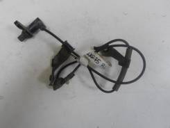 Датчик ABS задний левый TOYOTA NOAH/VOXY ZRR75 89546-28190 Б/У Япония