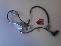 Датчик abs. Lexus LX470, UZJ100 Toyota Land Cruiser, FZJ100, UZJ100 Двигатели: 2UZFE, 1FZFE
