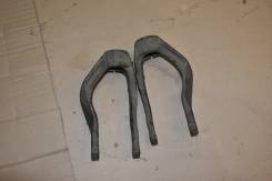 Крепление амортизатора. Honda: Civic Ferio, Civic, Integra SJ, CR-V, Partner, Orthia, Domani, Ballade Двигатели: D16B1, P6DD6, B16A6, D15Y1, B16A2, MF...