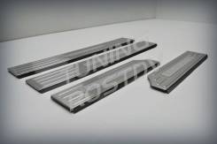 Накладка на порог. Toyota Land Cruiser, UZJ200W, VDJ200, J200, URJ202W, GRJ200, URJ200, URJ202, UZJ200