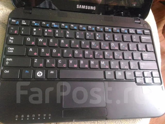 Samsung. 10.1", 1 600����, WiFi: 1, Bluetooth: 1, ����������� �� 4��. ����