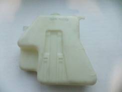 Расширительный бачок. Toyota Land Cruiser Prado Toyota Land Cruiser, HZJ80, HDJ80, HDJ81, FJ80, HZJ81 Двигатели: 1HZ, 3F, 1HDFT, 1HDT, 3FE