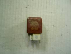 Реле. Toyota: Cynos, RAV4, Century, Granvia, IS300, Dyna, Coaster, Lite Ace, T.U.V, Corona, Highlander, Crown, Avensis, Corolla Spacio, Chaser, Corsa...