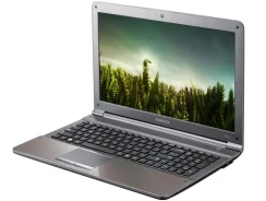 Samsung RC720. 17.3", 2 300����, ��� 4 ��, ���� 500���, WiFi: 1, Bluetooth: 1 ����