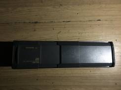 Cd-чейнджер. Toyota Cresta, GX105, JZX105, JZX100, JZX101, GX100, LX100 Toyota Mark II, GX105, JZX105, JZX100, GX100, JZX101, LX100 Toyota Chaser, GX1...