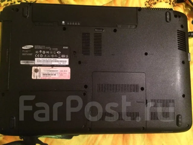 Samsung R540. 15.6", 1,9����, ��� 3072 ��, ���� 250���, WiFi: 1, Bluetooth: 1 ����