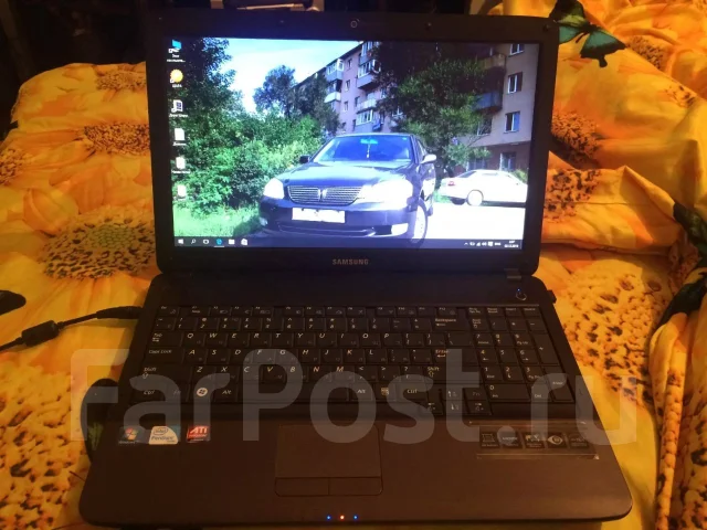 Samsung R540. 15.6", 1,9����, ��� 3072 ��, ���� 250���, WiFi: 1, Bluetooth: 1 ����