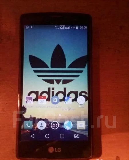 LG G4c. �/� ����
