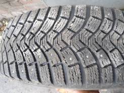 Michelin X-Ice North XIN2. Зимние, шипованные, 2013 год, износ: 10%, 1 шт