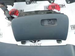 Бардачок. Toyota Cresta, JZX91, JZX90, GX51, JZX93, JZX105, JZX81, GX105, GX81, GX50, JZX100, GX71, JZX101, GX90, GX100 Toyota Mark II, JZX91E, JZX90E...