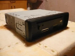 Pioneer MVH-150UB ����