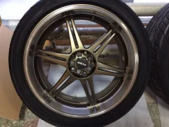 Syms SRW-C1. 7.5x18", 5x100, ET52 ����